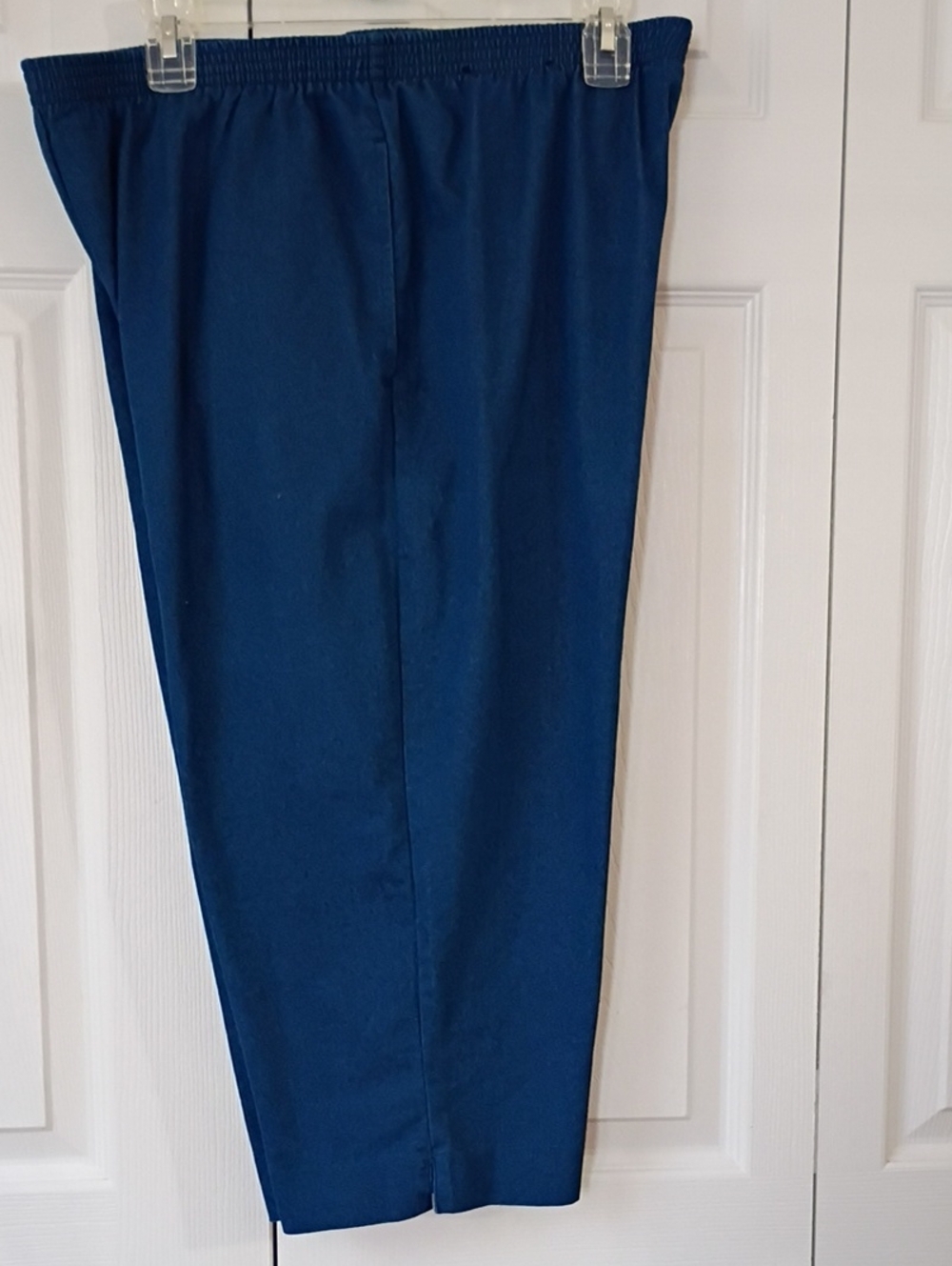 Alfred Dunner Blue Denim Look Elastic Waist Capris 14
